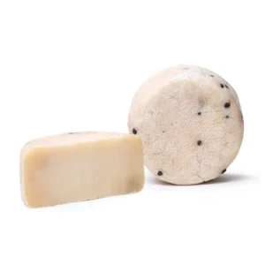 Formaggio Misto Con Piper Nigrum